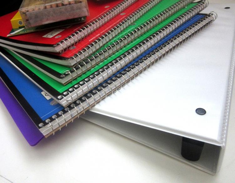 Materiales escolares. Materiales escolares.