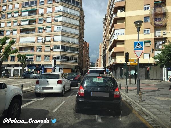 Los semáforos se han apagado en distintos puntos claves para el tráfico esta tarde en la capital a consecuencia de la tormenta.