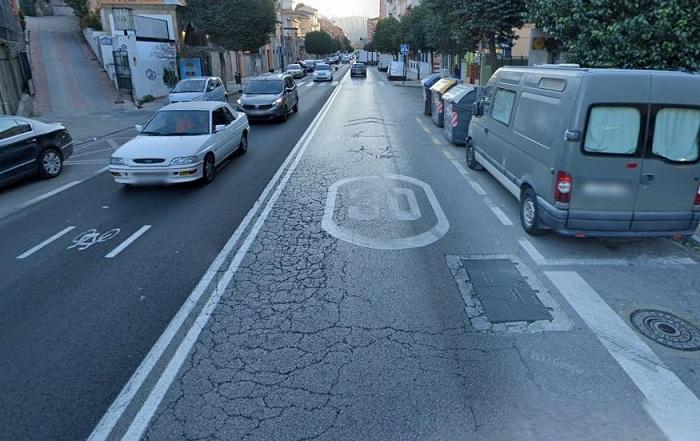 Carretera de la Sierra, una de las vías que se van a reasfaltar. 