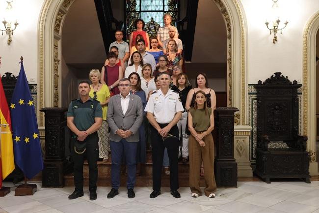 Minuto de silencio en Subdelegación del Gobierno.