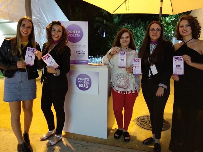 Punto violeta en la feria, la otra iniciativa de Huétor Tájar.