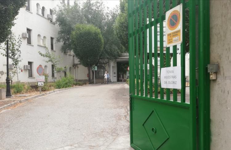 En el antiguo Clínico se han habilitado espacios para la toma de muestras a pacientes. En el antiguo Clínico se han habilitado espacios para la toma de muestras a pacientes.