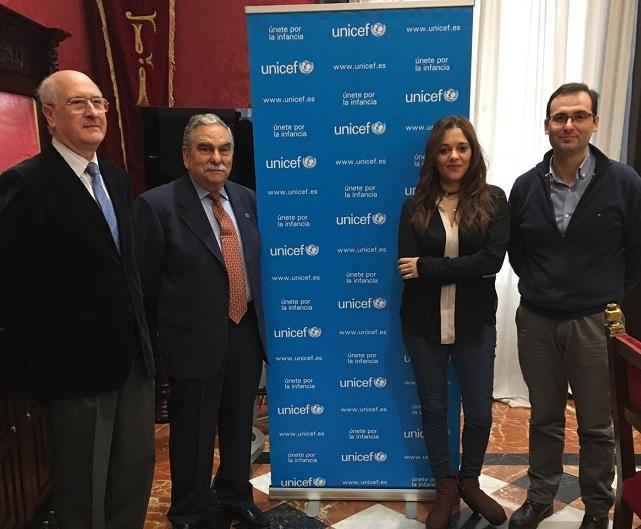 Acto de reconocimiento a Granada de Unicef.