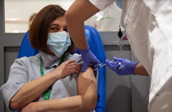 La Junta recomienda el uso de mascarillas y la vacunación frente a la gripe.
