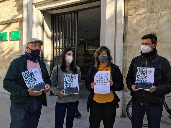 Representantes de los colectivos en la presentación del manifiesto.