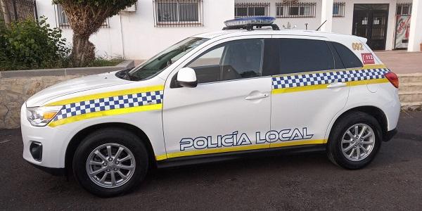 Vehículo policial de Salobreña. Vehículo policial de Salobreña.