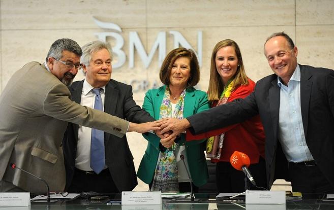 Celebración del convenio para el programa Vacacionantes.