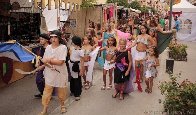 Mucho público en el Zoco Andalusí. 