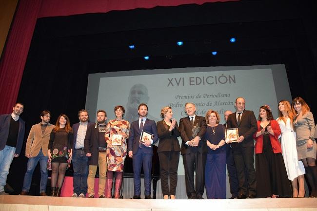 Foto de familia de la entrega de los Premios Pedro Antonio de Alarcón.