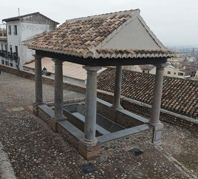 El lavadero de la Placeta del Sol, tras su restauración. 