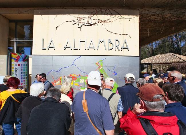 Área de entrada a la Alhambra.