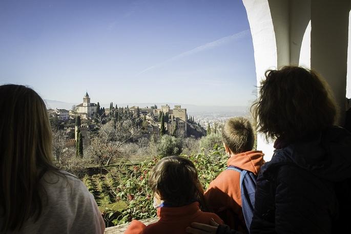 El precio es de 6 euros para adultos, 3 para niños y gratis para menores de 9 años. 