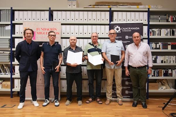 Fernando Bueno, José Antonio García, Javier Martín Ruiz, Juan Jesús García,  Antonio Castro y Juan García Montero.