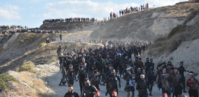 Impresionante imagen de la fiesta del Cascamorras en Baza.