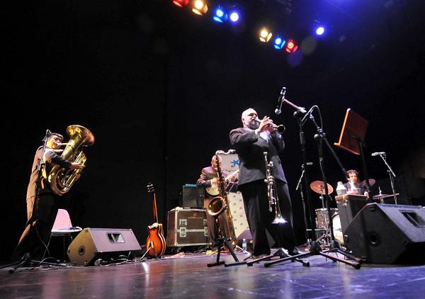 Arturo Cid y su quinteto.