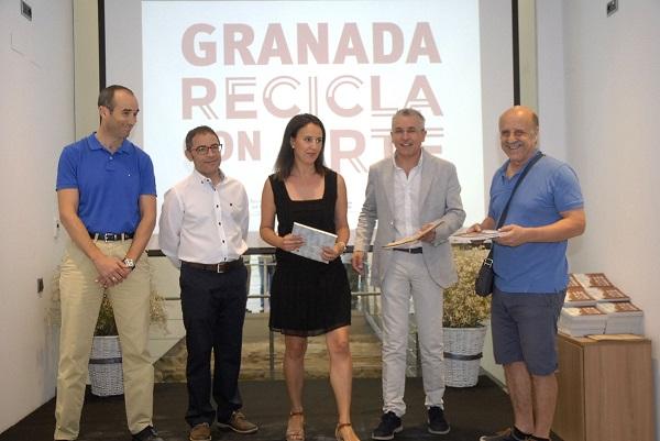La exposición se inauguró en el Cuarto Real el 17 de mayo. La exposición se inauguró en el Cuarto Real el 17 de mayo.