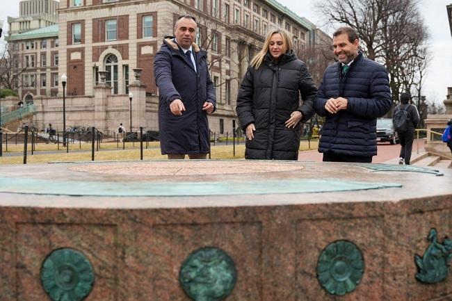 El presidente de Diputación y la alcaldesa de Granada, durante su visita a Nueva York.