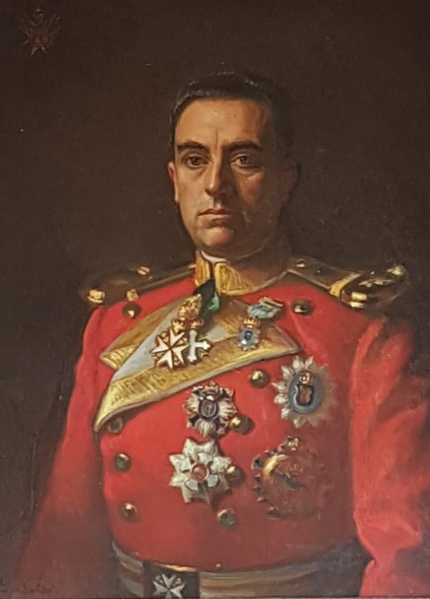 Manuel Martínez-Carrasco, ataviado como caballero dela orden de Malta, en un óleo que luce en el Colegio de Bolonia.