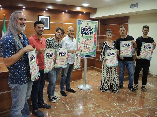 Presentación del festival en el Ayuntamiento de Otura.