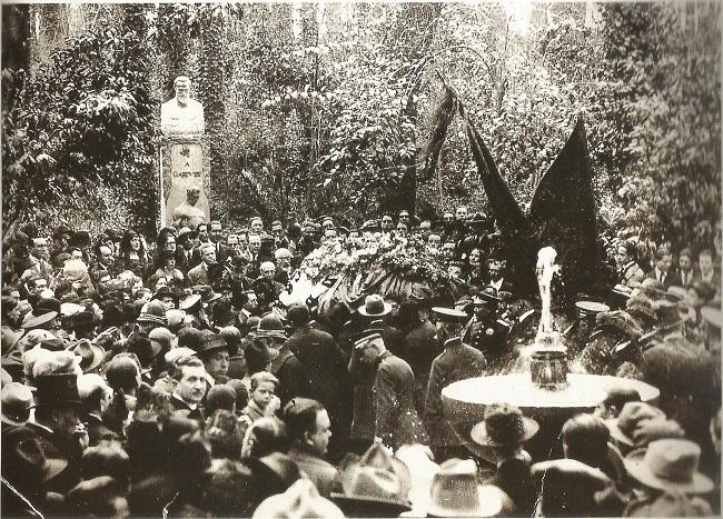 El entierro de Ángel Ganivet fue una de los más multitudinarios de la historia de Granada.
