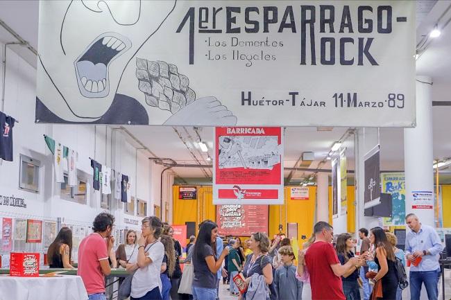 Imagen de la exposicion, instalada en Servicios Sociales. 