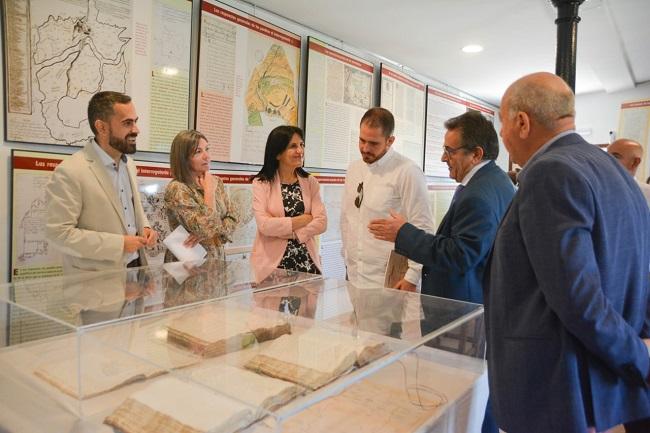 Inauguración de la exposición en Capileira.