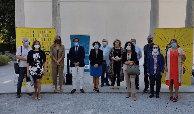 Representantes de las instituciones organizadoras de la feria del Libro.