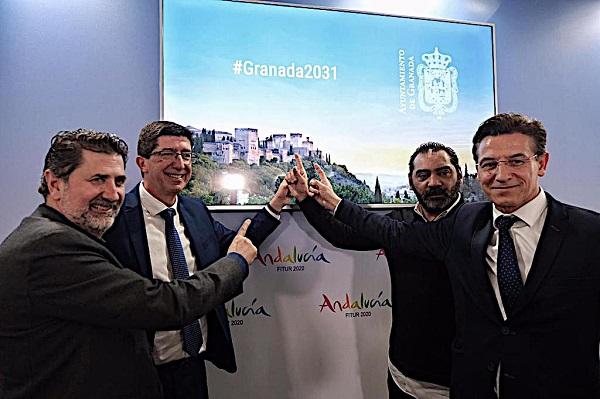 El alcalde, con el vicepresidente de la Junta, en un acto de apoyo a la candidatura granadina en Fitur.