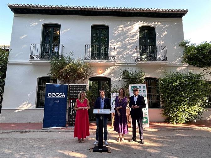 Presentación del ciclo de cine ve verano en la Huerta de San Vicente.