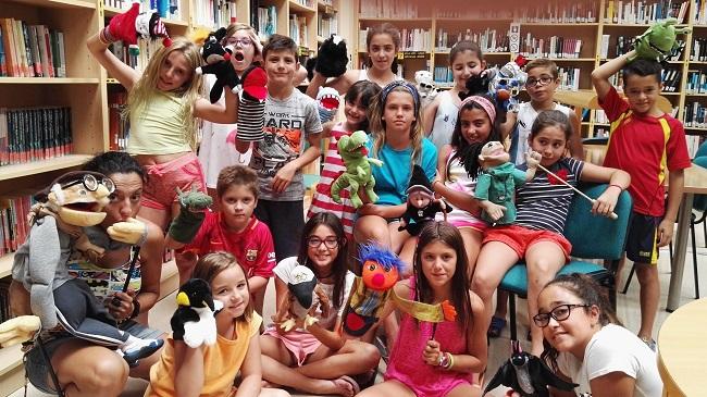 Los niños y niñas, protagonistas de la iniciativa de la biblioteca de Híjar. Los niños y niñas, protagonistas de la iniciativa de la biblioteca de Híjar.