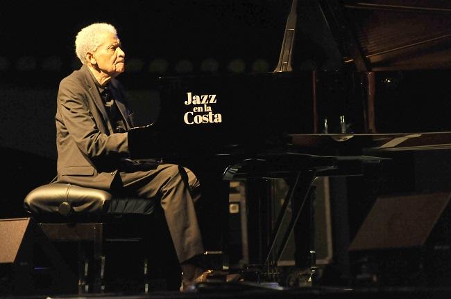 Abdullah Ibrahim, en el escenario de Jazz en la Costa. 