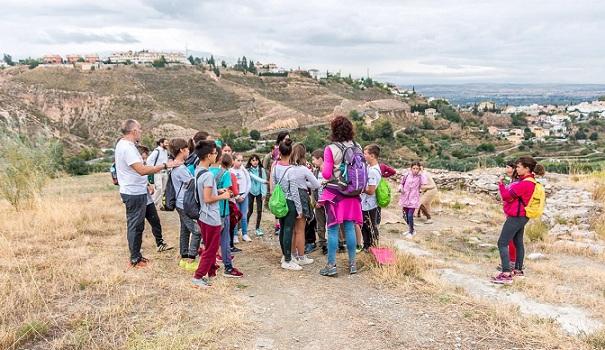 Una de las visitas al Cerro de la Encina.