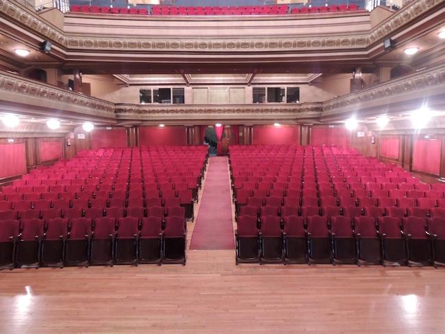 Teatro Isabel La Católica.