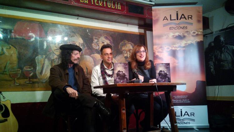 Presentación en Granada de la segunda novela de Jesús Toral.