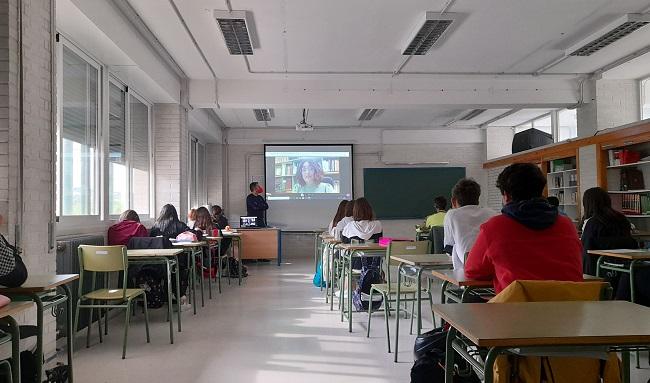 Alumnado del IES Valle de Lecrín durante las actividades. 