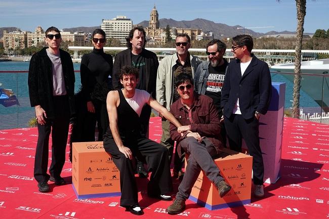 Foto de familia de del equipo de la película sobre los Planetas que ha ganado la Biznaga de Oro del Festival de Málaga.