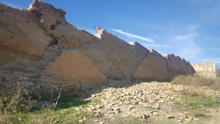Desprendimiento en la muralla en noviembre del año pasado Desprendimiento en la muralla en noviembre del año pasado.