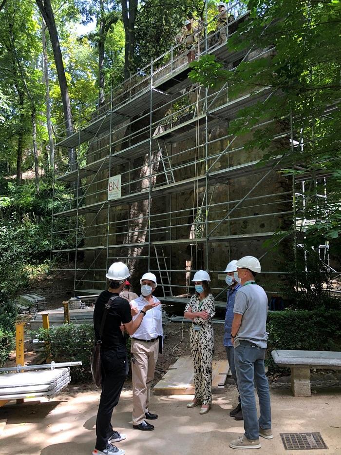 Rocío Díaz, en su visita a las obras del Arco de las Orejas.