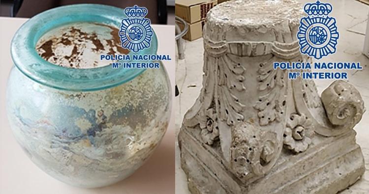 Vaso de vidrio y capitel de mármol recuperados.