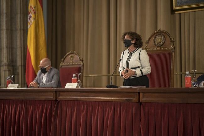 Pilar Aranda, en el acto de entrega de los Premios de la UGR.