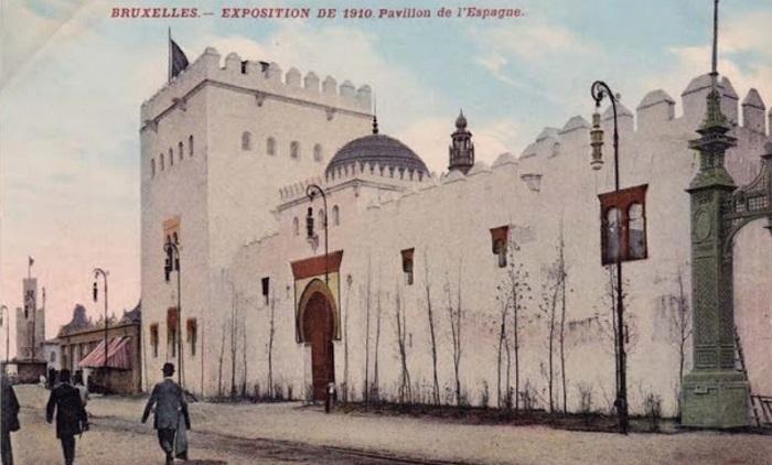 Especie de fortaleza que encerraba una Alhambra en su interior, en la exposición de Bruselas 1910, diseñada por Modesto Cendoya.
