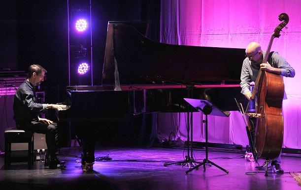 Dee Dee Bridgewater, en un momento de su actuación. Dee Dee Bridgewater, en un momento de su actuación.