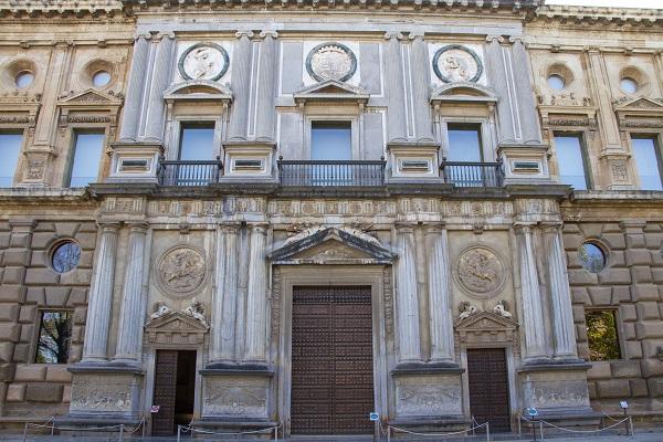 Palacio de Carlos V cerrado, el pasado 16 de noviembre. Palacio de Carlos V cerrado, el pasado 16 de noviembre.