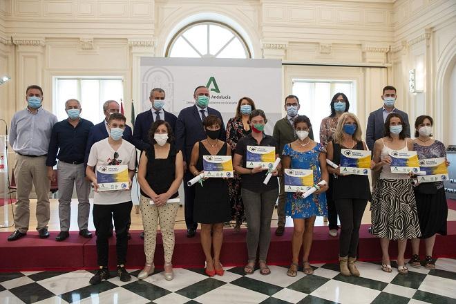 Responsables de las últimas empresas de turismo sostenible que han recibido su certificación europea. 