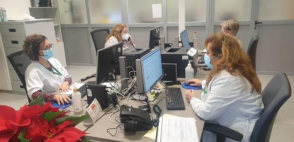 Servicio de atención del InfoClínico. Servicio de atención del InfoClínico.