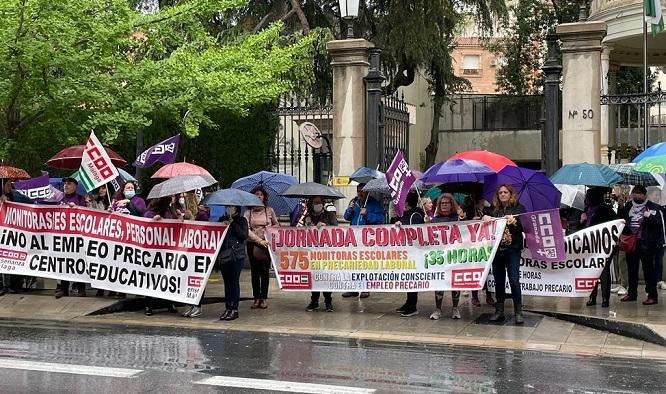 Protesta para pedir la jornada completa. 