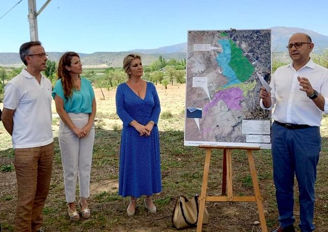 Presentación del proyecto de modernización de regadíos en Caniles. 