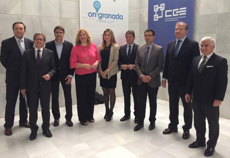 Representantes del empresariado granadino con los alcaldes de Baza, Granada y Motril.