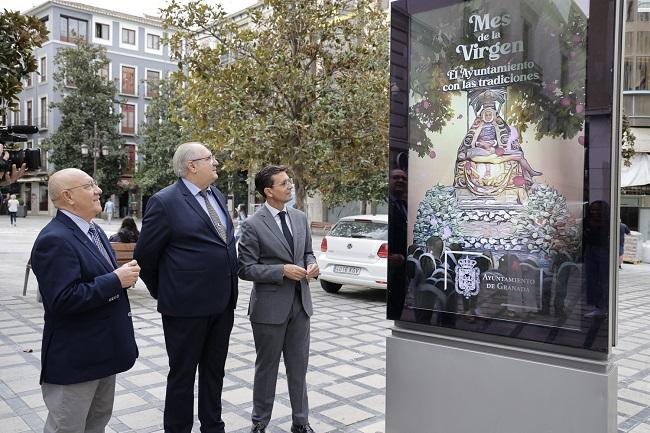 El alcalde, este miércoles, en la presentación de los actos de la patrona de Granada.