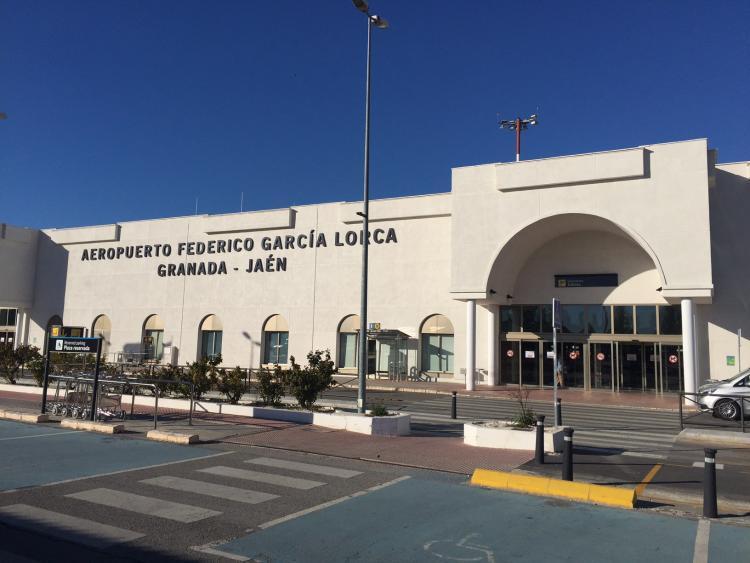 Milán y Mánchester, los dos nuevos destinos que incorporará el aeropuerto el próximo año. Milán y Mánchester, los dos nuevos destinos que incorporará el aeropuerto el próximo año.